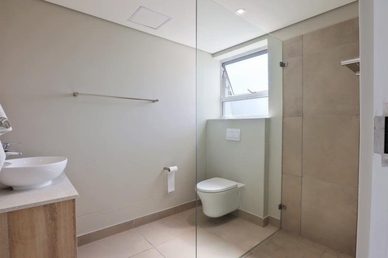 2 Bedroom Property for Sale in Bloubergstrand Western Cape